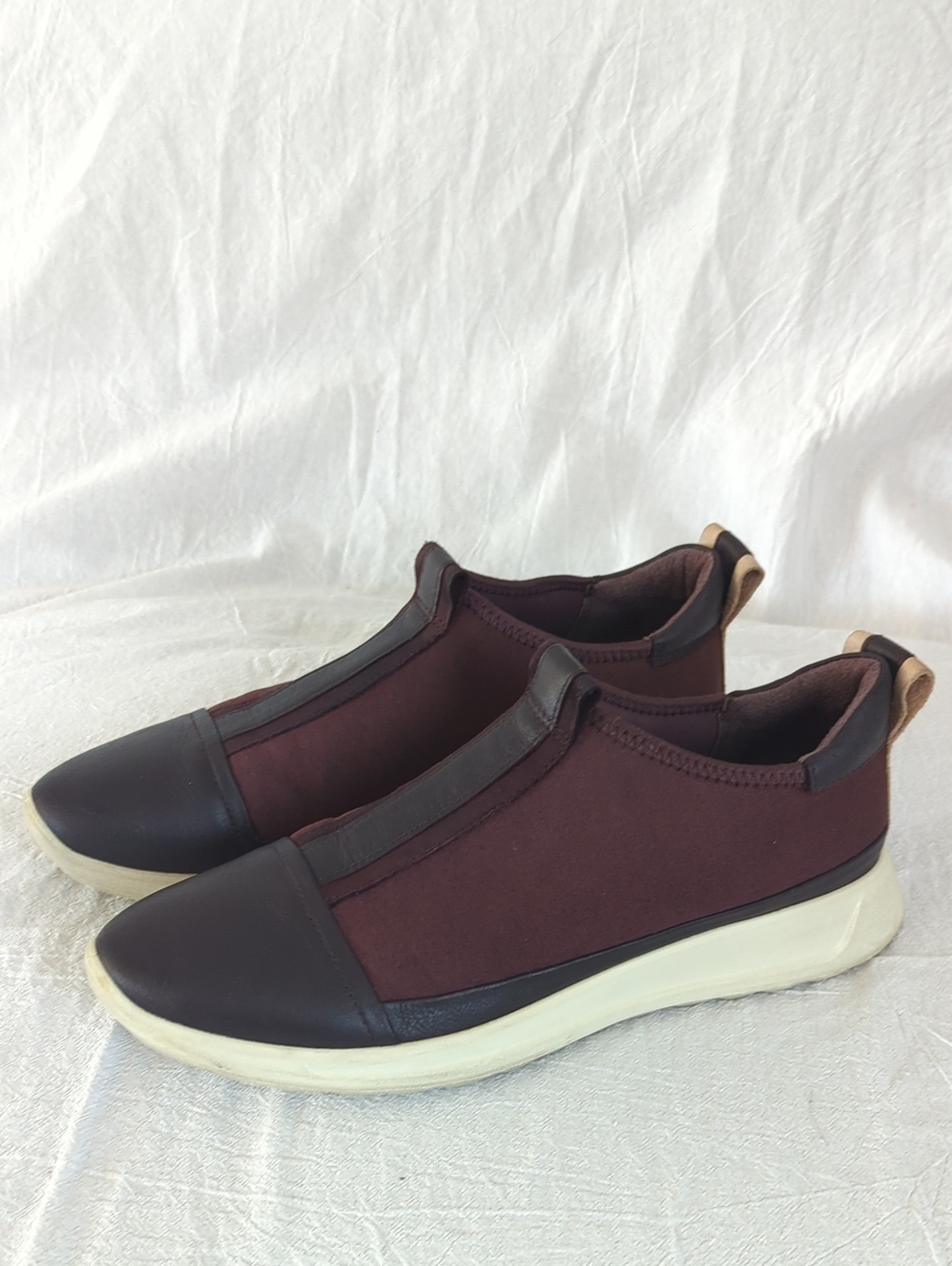 ECCO Flexure Runner Slip On Sneakers Burgundy Purple Wine Leather EU 40 US 9
